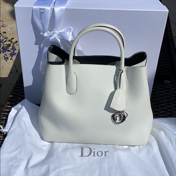 💯% Authentic Dior Open Bar Bag